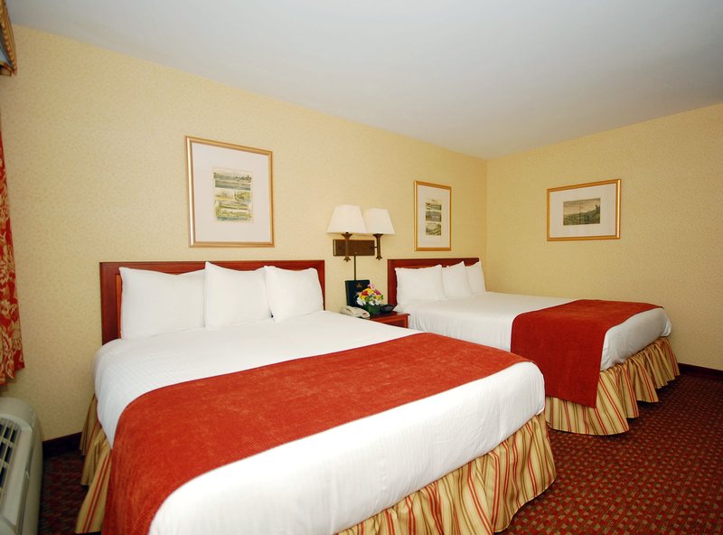 BEST WESTERN PLUS-BLACK ROCK - Fairfield, CT
