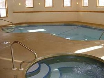 Maxfield's Inn - Edmore, MI