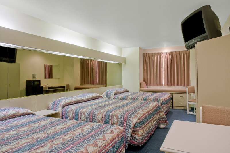 Americas Best Value Inn - Fallon, NV