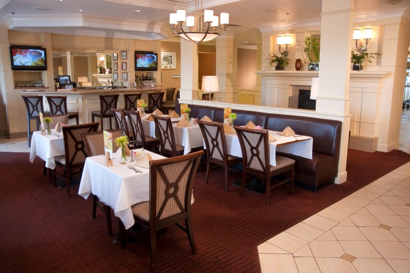 Four Points by Sheraton Fairview Heights - Fairview Heights, IL