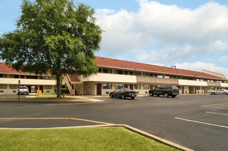 Red Roof Inn Lafayette, LA - Lafayette, LA