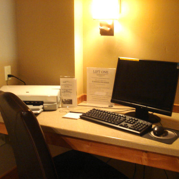 Lift One Condominiums - Aspen, CO