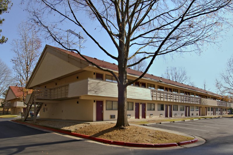 Red Roof Inn - Morrow, GA