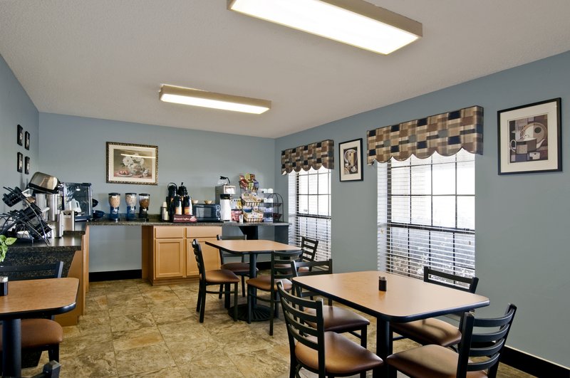 Midlothian Inn - Midlothian, TX