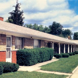 Standish Motel - Standish, MI