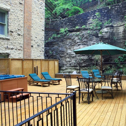 Basin Park Magnuson Grand - Eureka Springs, AR