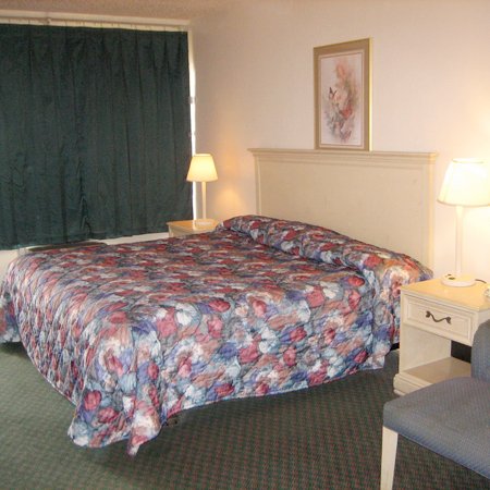 Executive Inn - Marianna, FL