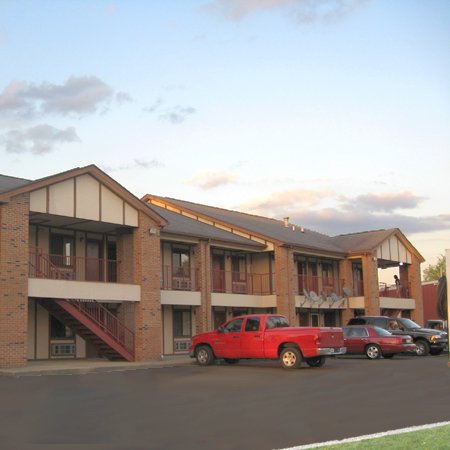 Oak Tree Inn - Irvine, KY