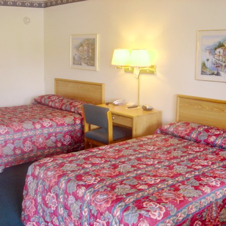 Oak Tree Inn - Irvine, KY