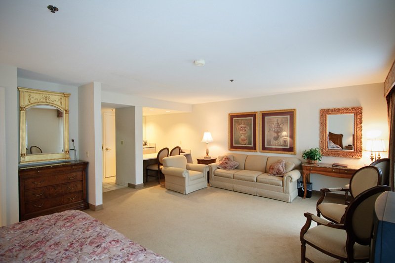 Country Club Hotel & Spa - Lake Ozark, MO