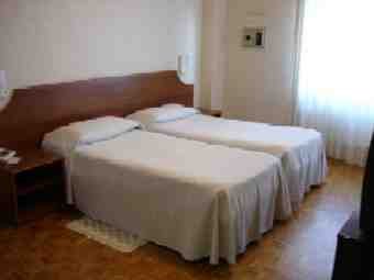 Caravel Hotel - Room