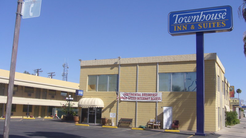 Townhouse Inn & Suites - Brawley, CA