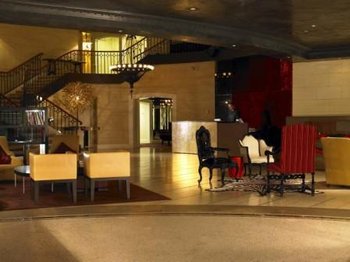 Royce Hotel - Lobby