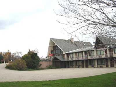 Red Carpet Inn - North East, PA