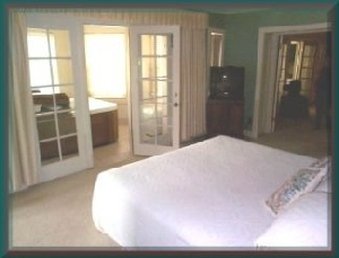 Senate Luxury Suites