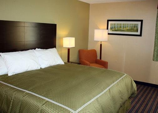 Comfort Inn & Suites - East Hartford, CT