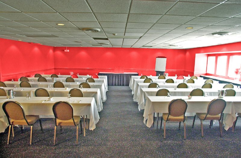 Valley West Inn - West Des Moines, IA