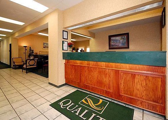 Quality Inn - Blue Springs, MO