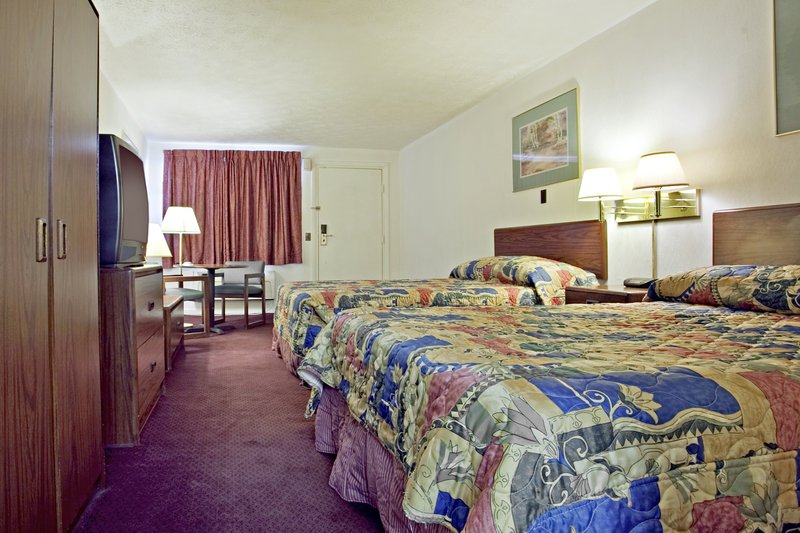Americas Best Value Inn-St. Albans-South Charleston - Saint Albans, WV