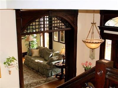 Lyndon House Bed & Breakfast - Lexington, KY