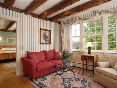 The Inn At The Round Barn Farm - Waitsfield, VT