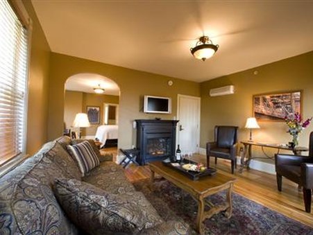 Sayre Mansion Inn Llc