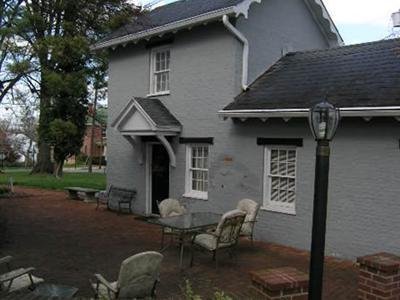 Carriage Inn - Charles Town, WV