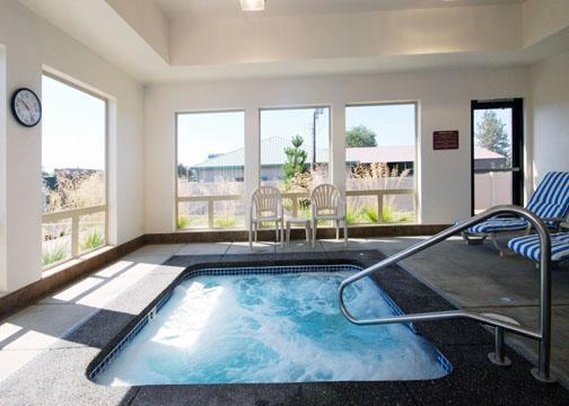 Sleep Inn & Suites