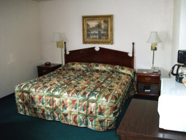 Super 8 Madison/Hanover Area - Madison, IN