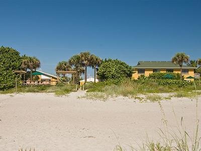 Beach Place Guesthouses - Cocoa Beach, FL