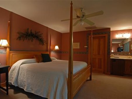 Iris Inn - Waynesboro, VA
