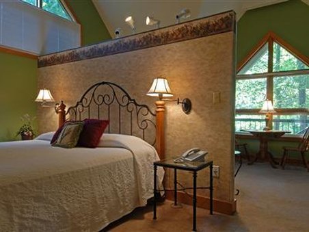 Iris Inn - Waynesboro, VA