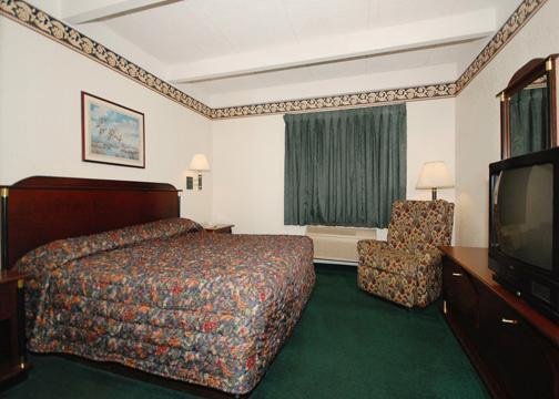 Econo Lodge - Columbia, MO