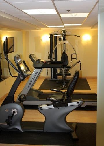 Comfort Inn & Suites - East Hartford, CT