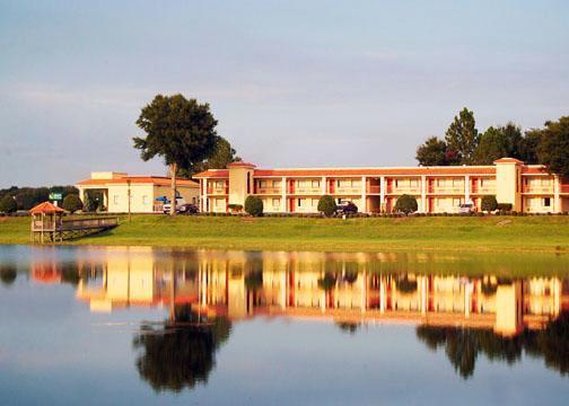 Quality Inn & Suites - Mount Dora, FL