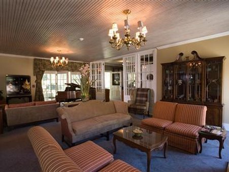 Maplewood Hotel
