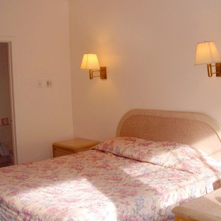 Moonlite Inn - Redondo Beach, CA