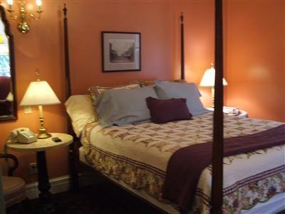Rochester Inn - Sheboygan Falls, WI