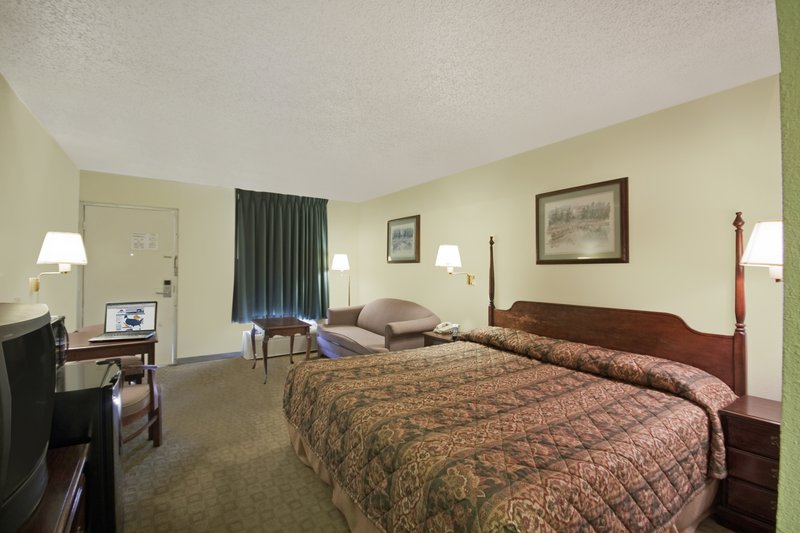 Rogers Inn - Rogers, AR