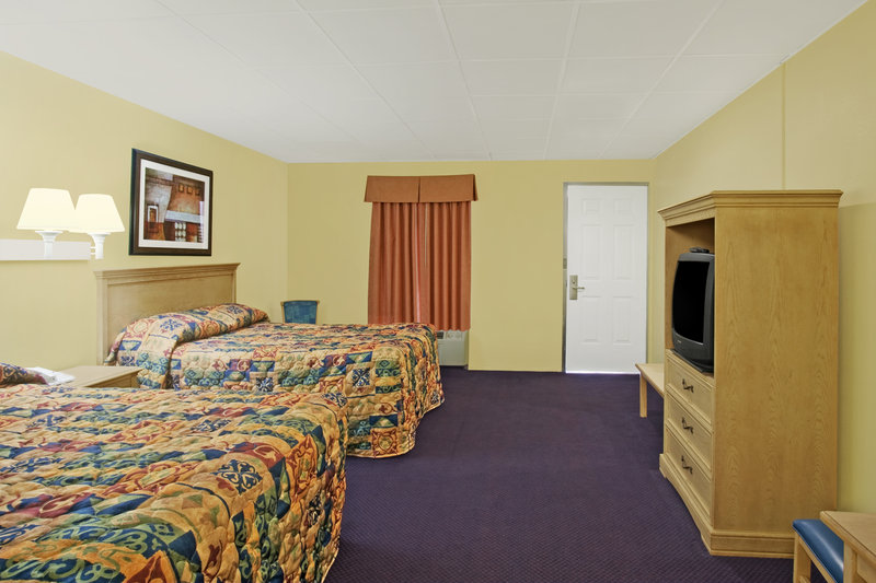 Americas Best Value Inn - Tavares, FL