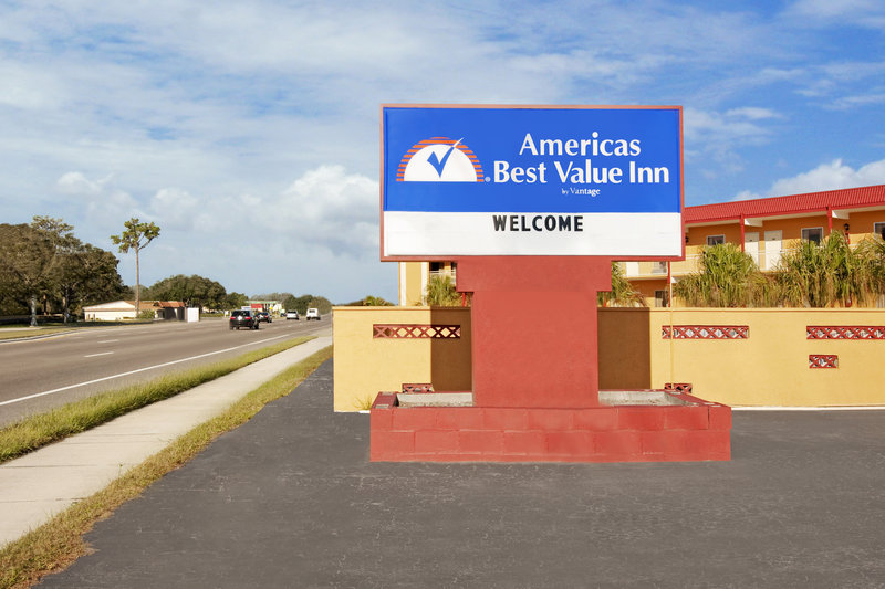 Americas Best Value Inn - Tavares, FL