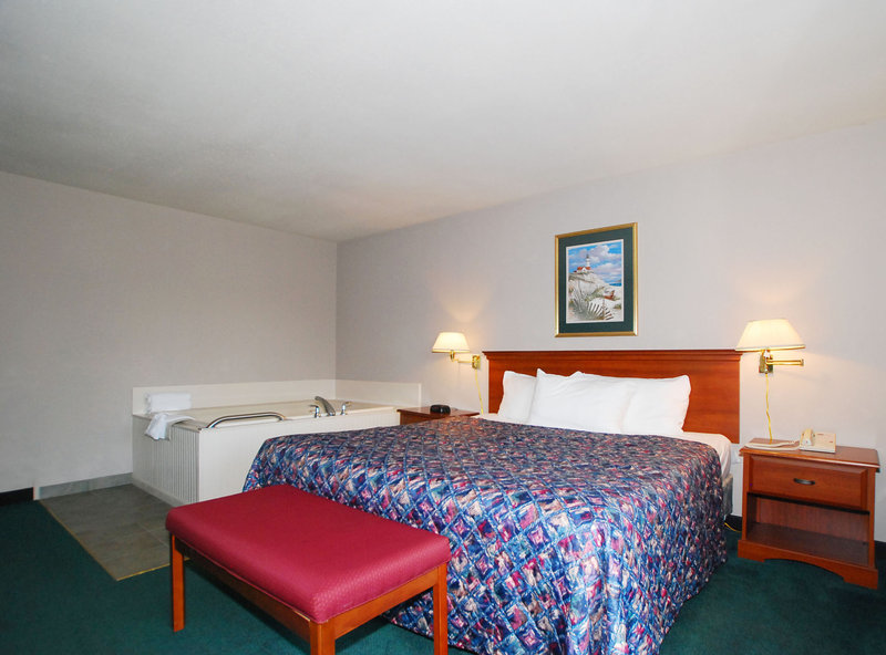 BEST WESTERN Beacon Inn - Grand Haven, MI