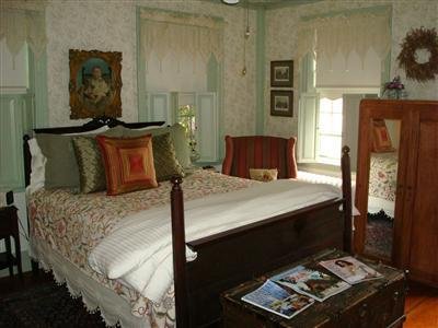 William's Grant Inn B & B - Bristol, RI