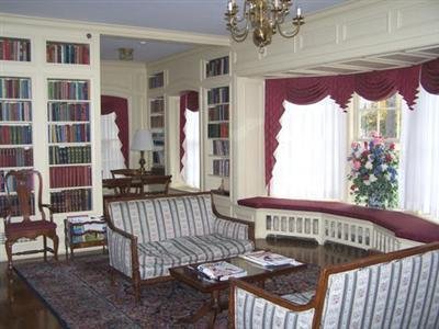 Montague Inn - Saginaw, MI