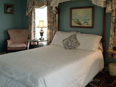 Montague Inn - Saginaw, MI
