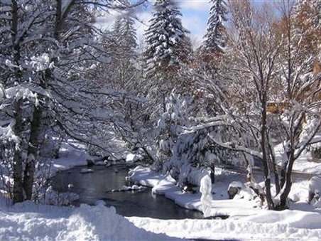 Highland Haven Creekside Inn - Evergreen, CO