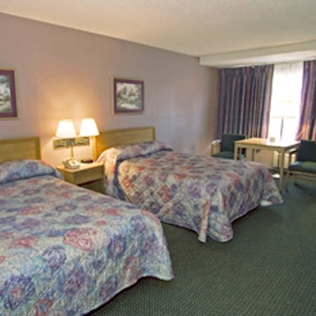 Magnuson Hotel - Marion, VA