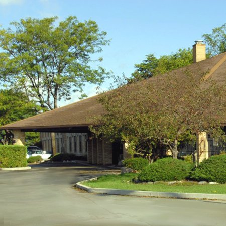 Americinn Delafield - Delafield, WI