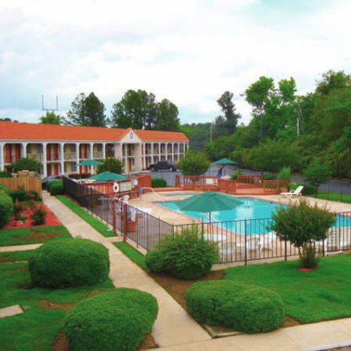 Hilltop Garden Inn