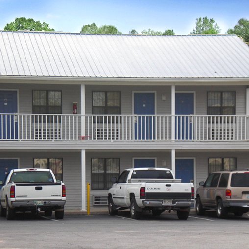 Royal Inn - Cochran, GA